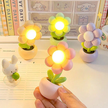 Kawaii Mini LED Flower Night Light Table Lamp